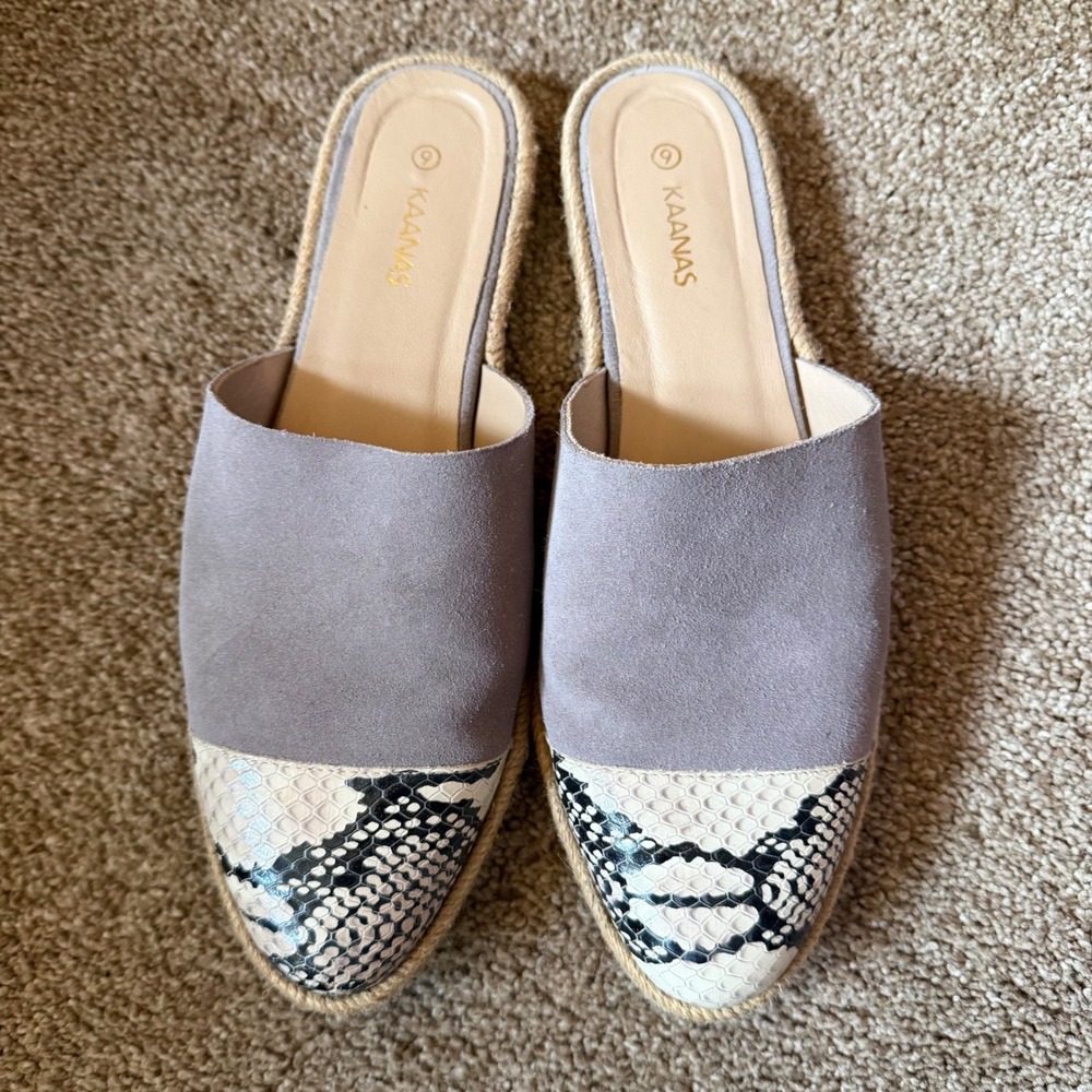 KAANAS Womens 9 Grey Suede Snakeskin Espadrille‎ Mules Pointed Toe Slip On Flats